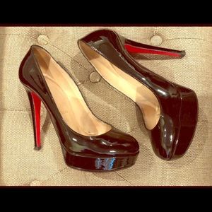 Sexy size 7.5 red bottoms